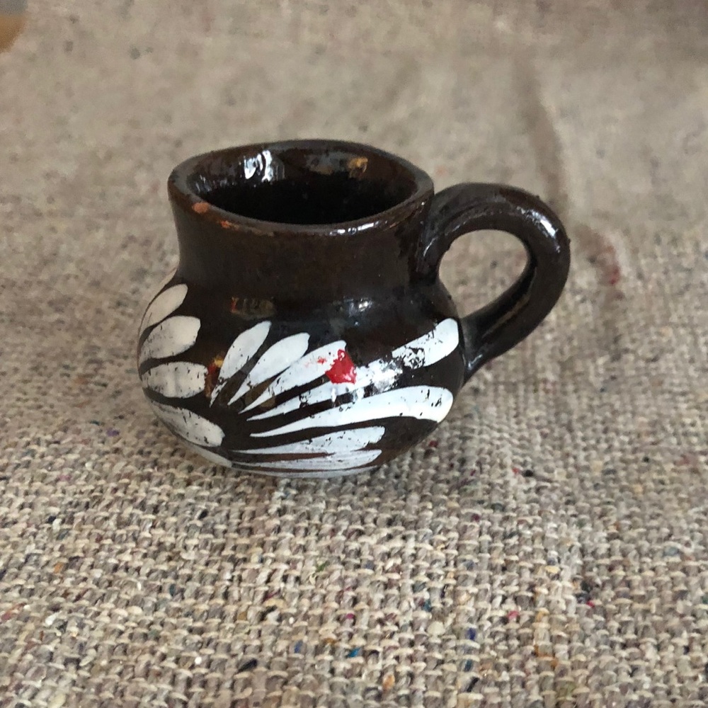 Little Pot - Picture 2 of 3